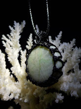 Pierre de lune verte ou Garniérite Pendentif