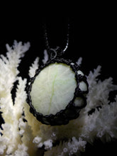 Pierre de lune verte ou Garniérite Pendentif