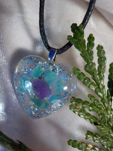 Pendentif orgonite Sugilite, amazonite, quartz rose.